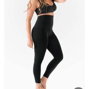 Belly Bandit postpartum leggings